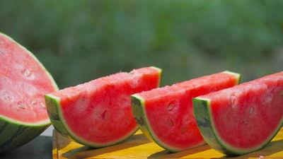 大洋吃瓜的视频,揭秘热门视频背后的趣味与真相