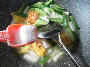 吃年糕瓜,传统美食中的甜蜜寓意与团圆故事